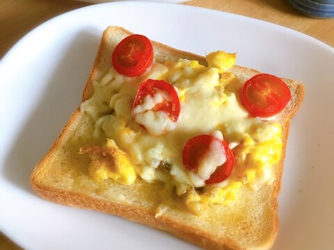 リメイクレシピ☆サバと卵のオープンサンド♪